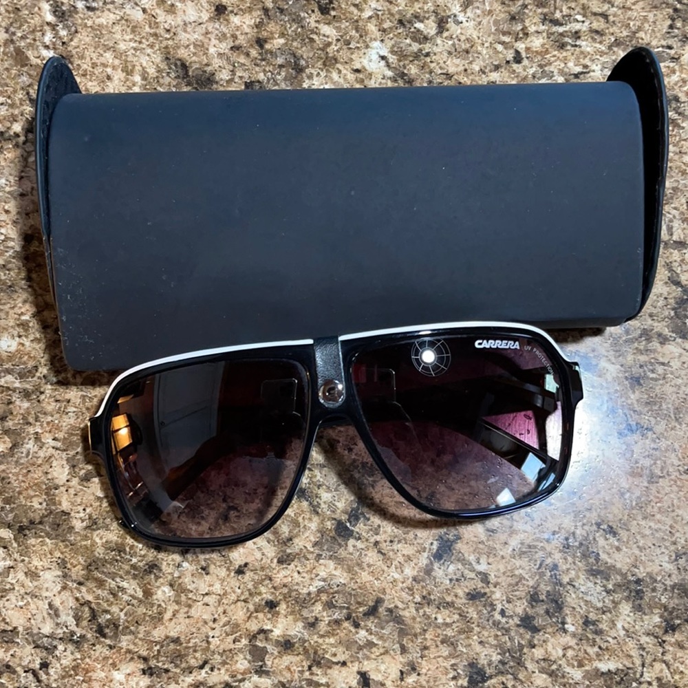 Sunglasss